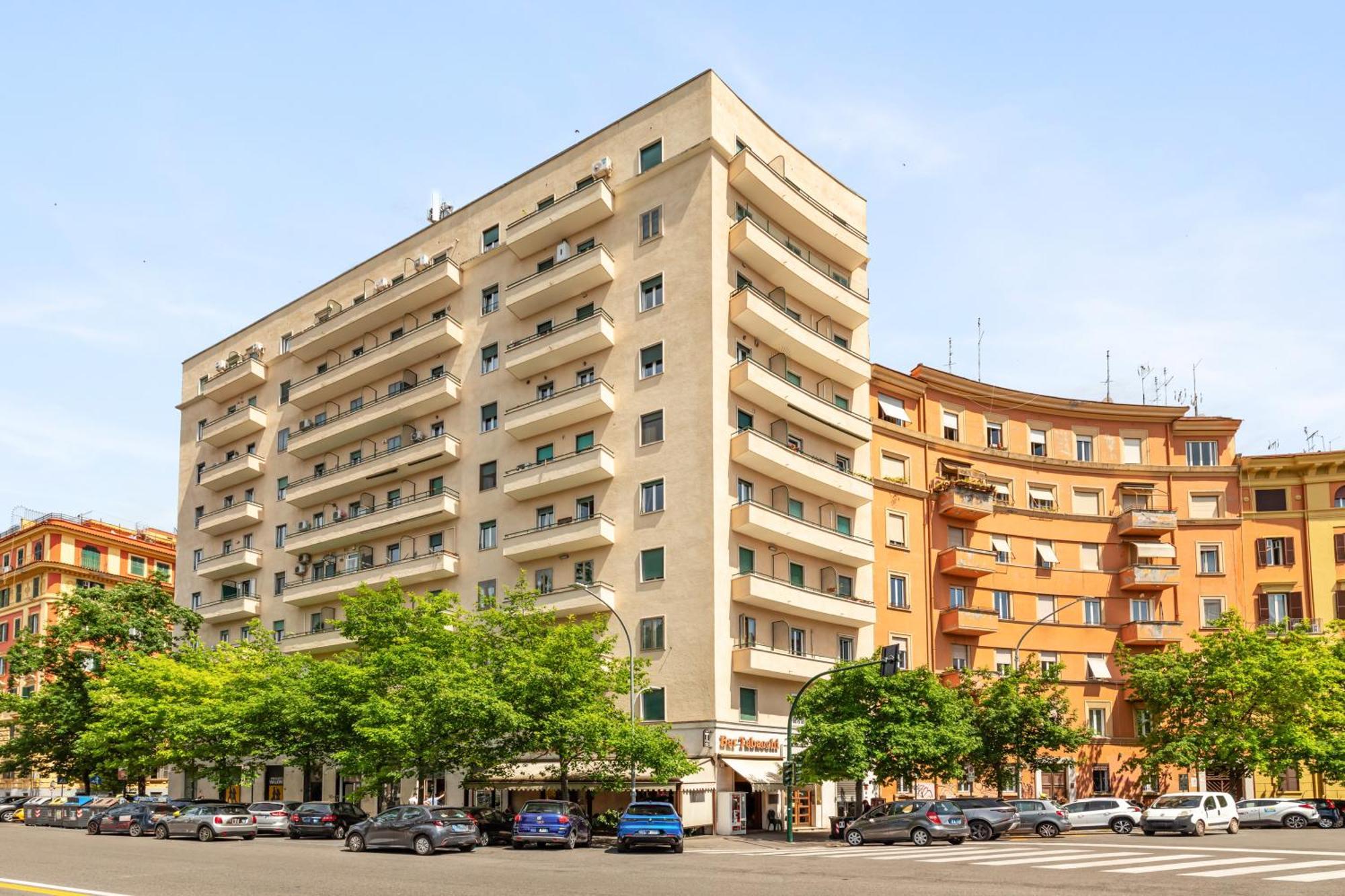 Clodio Welcome - 5 Camere Arredate Con Bagno Interno - Zona Comune - Condizionatori - — Foto 3